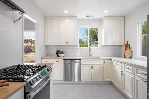 1976 Shoreview AVE, San Mateo, CA 94401