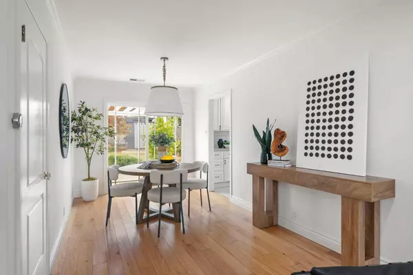 1976 Shoreview AVE, San Mateo, CA 94401