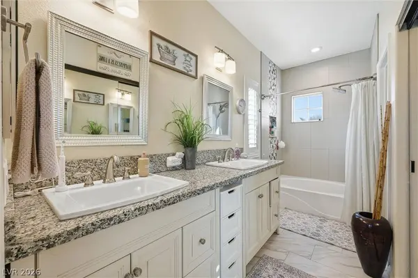 9344 Tall Wood LN, Las Vegas, NV 89129