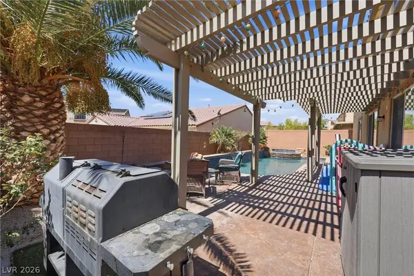 1633 Luna Vista PL, North Las Vegas, NV 89084