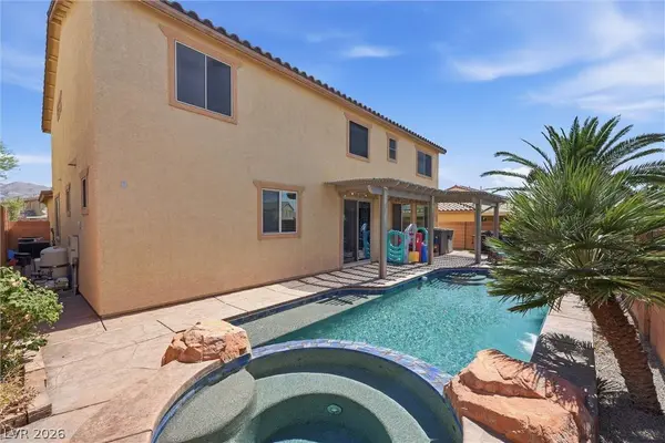 1633 Luna Vista PL, North Las Vegas, NV 89084