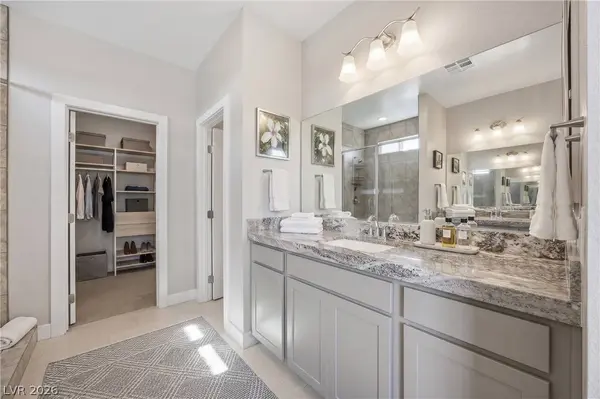 1815 Butterfly Colony AVE, North Las Vegas, NV 89031