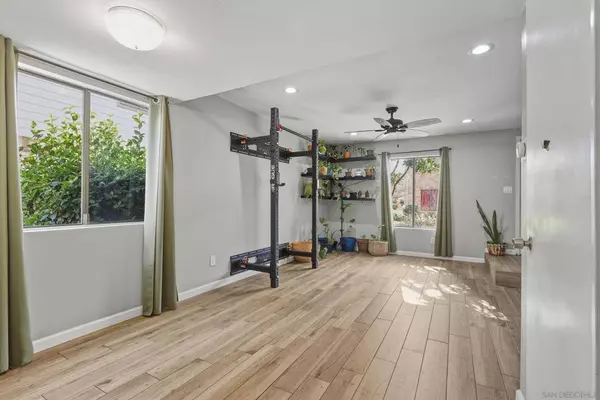 1277 N Mollison Ave #F, El Cajon, CA 92021