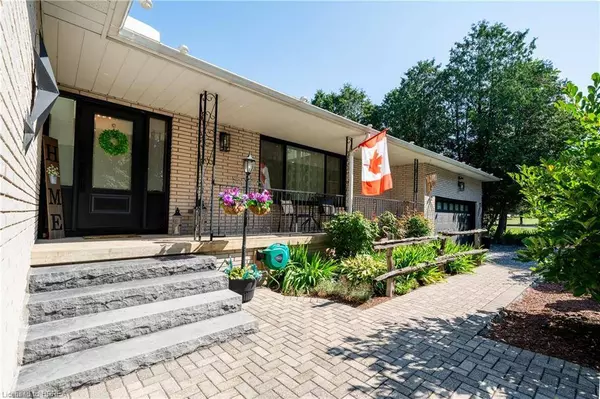 1731 2nd Concession W, Lynden, ON L0R 1T0