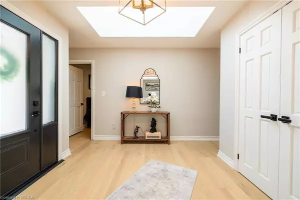 1731 2nd Concession W, Lynden, ON L0R 1T0