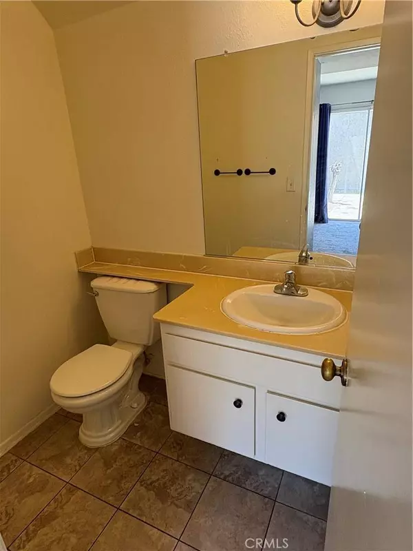 26939 Avenida Terraza, Saugus, CA 91350