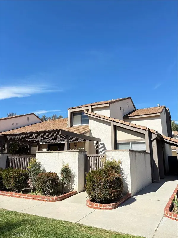 25788 Vista Fairways, Valencia, CA 91355