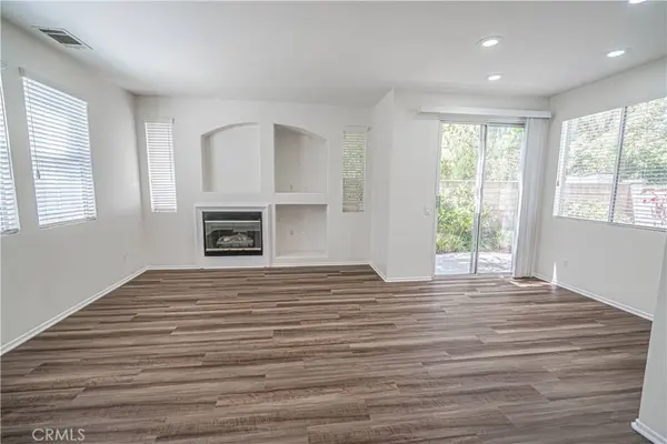28470 Meadowlark CT, Valencia, CA 91354