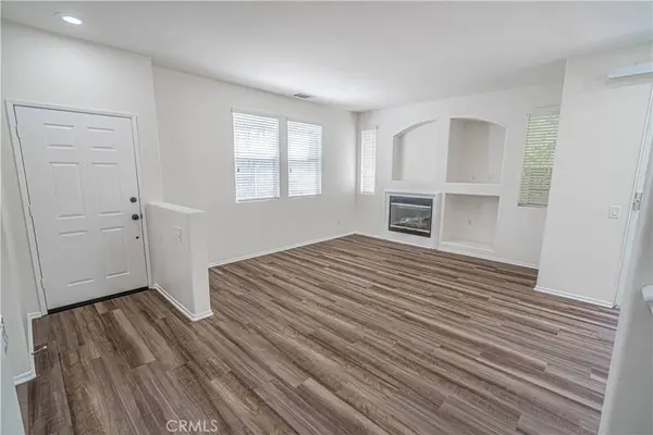 28470 Meadowlark CT, Valencia, CA 91354
