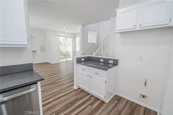 28470 Meadowlark CT, Valencia, CA 91354