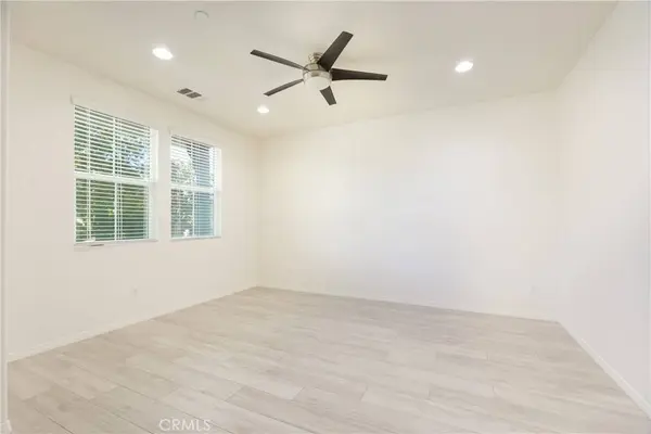 22545 Breakwater WAY, Saugus, CA 91350