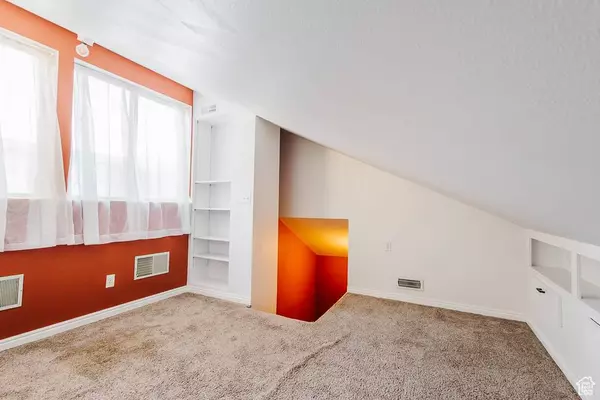 8544 S 300 E, Sandy, UT 84070