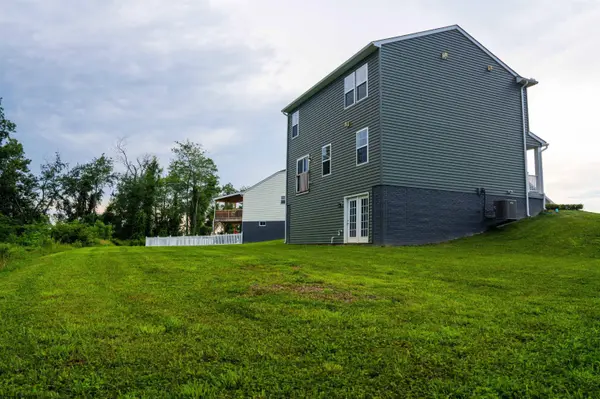 185 Eastview Way, Fairmont, WV 26554