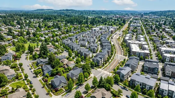 Real Estate and Commutes: Redmond, WA vs Bellevue in 2026