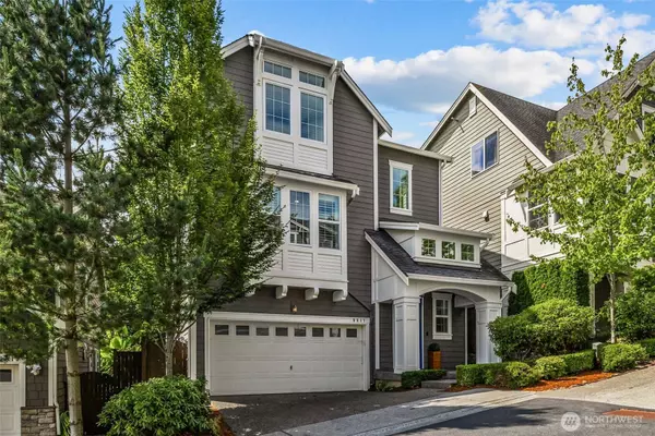 9817 NE 138th PL #20, Kirkland, WA 98034