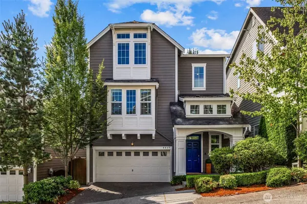 9817 NE 138th PL #20, Kirkland, WA 98034