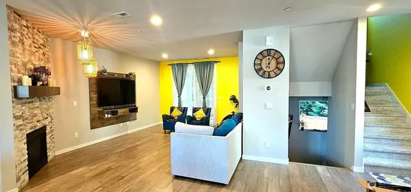 22823 23rd AVE SE #8, Bothell, WA 98021