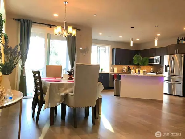 22823 23rd AVE SE #8, Bothell, WA 98021