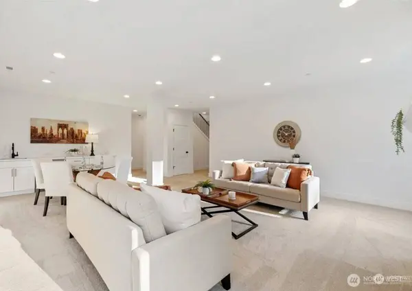 15410 NE 103rd WAY, Redmond, WA 98052