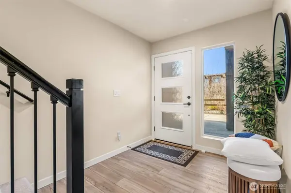 23712 8th ST SE #E, Bothell, WA 98021