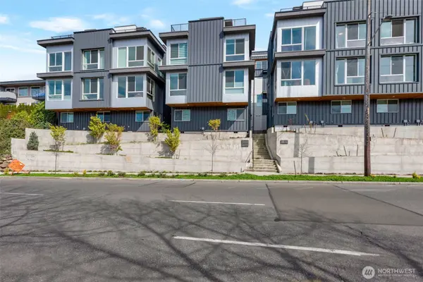 3406 15th AVE W #C, Seattle, WA 98119