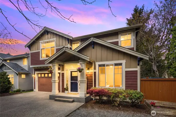 7614 NE 169th LN, Kenmore, WA 98028