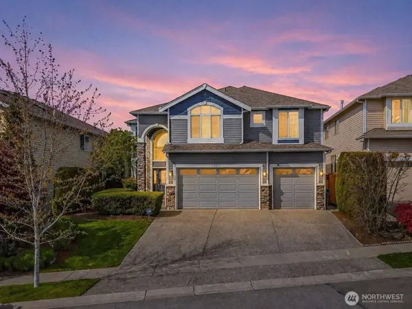 3915 214th ST SE, Bothell, WA 98021