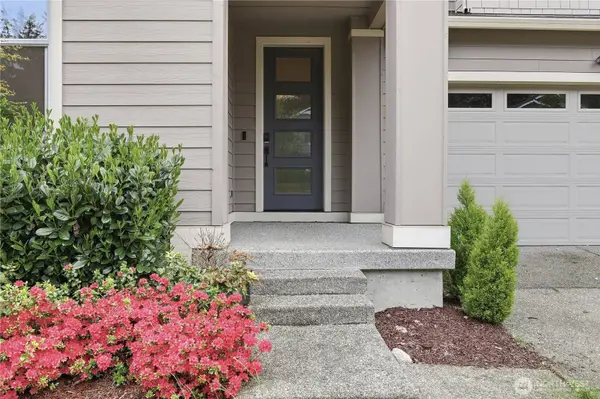 33207 SE Stevens ST, Black Diamond, WA 98010