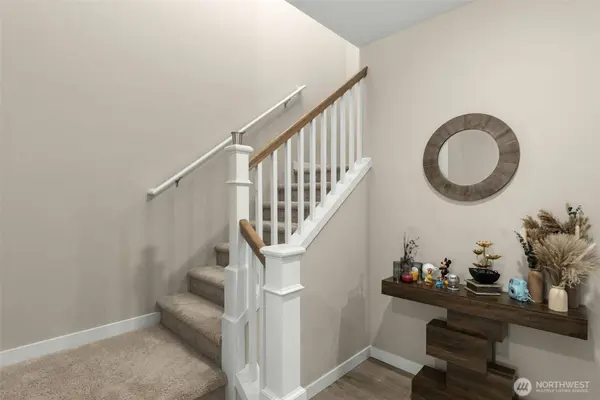 19410 28th DR SE, Bothell, WA 98012