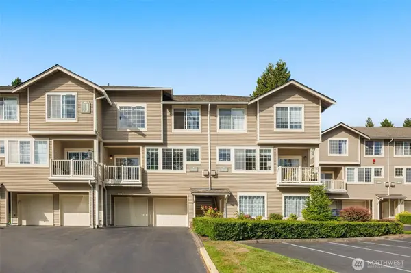 18628 NE 55th WAY, Redmond, WA 98052