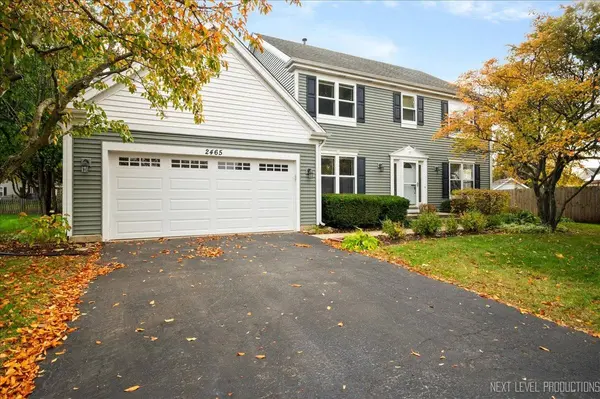 2465 Barn Owl LN, Elgin, IL 60124