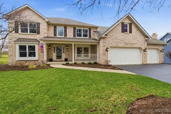 1220 Davey DR, Batavia, IL 60510