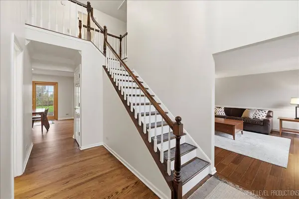 135 Westhaven CIR, Geneva, IL 60134