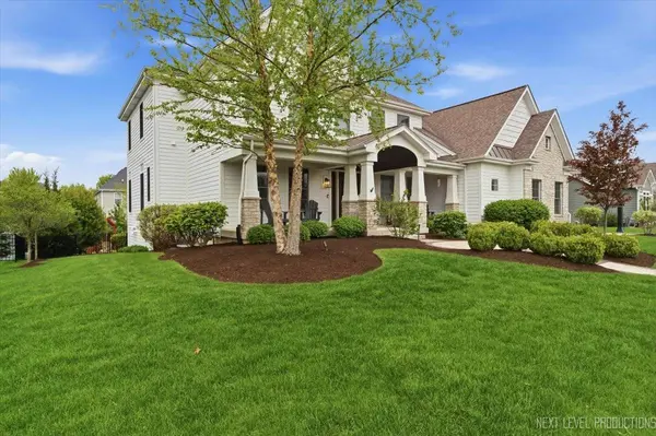 39W829 KELLAR SQ, Geneva, IL 60134