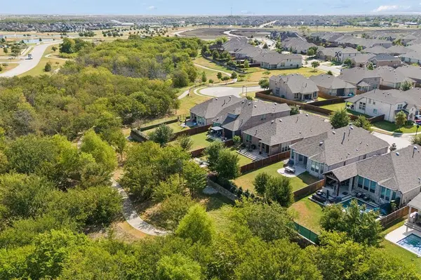 1425 Appaloosa Drive, Aubrey, TX 76227