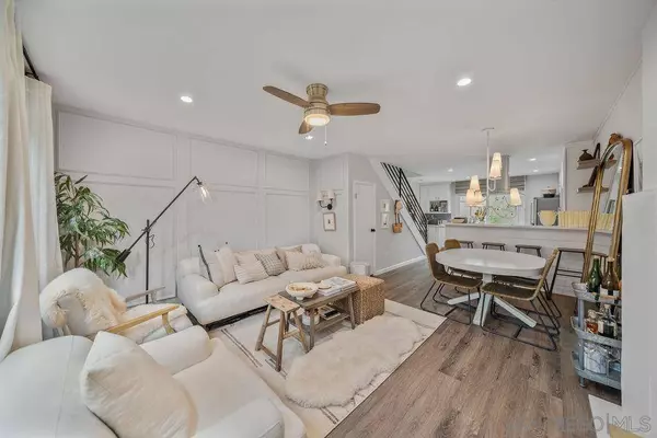 7966 Camino Huerta, San Diego, CA 92122