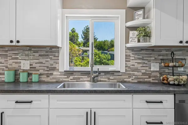 9050 Westhill Road, Lakeside, CA 92040