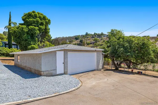 9050 Westhill Road, Lakeside, CA 92040