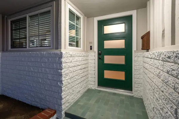 6161 Del Cerro Blvd., San Diego, CA 92120