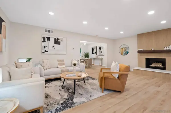 9401 Broadmoor Pl, La Mesa, CA 91942