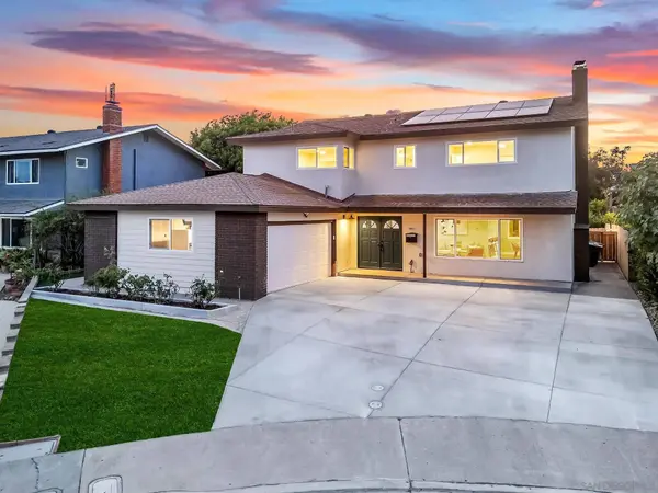 9401 Broadmoor Pl, La Mesa, CA 91942