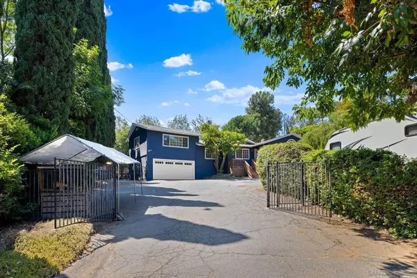 11964 Fuerte Dr, El Cajon, CA 92020