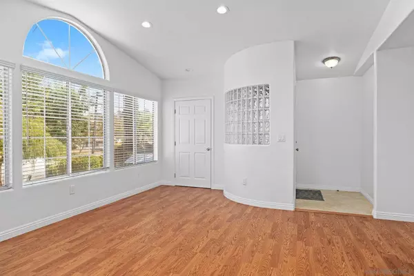 11964 Fuerte Dr, El Cajon, CA 92020