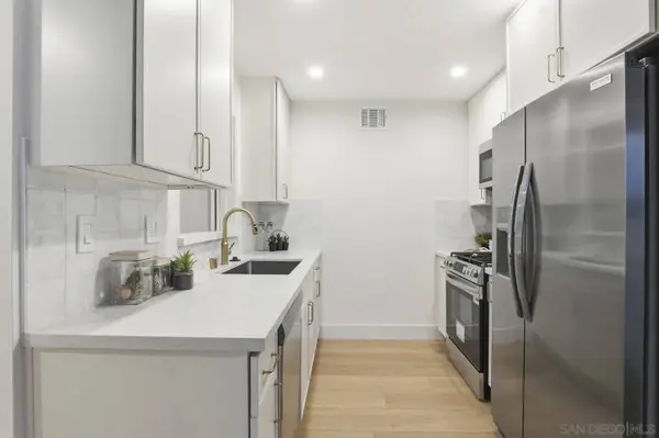 6272 S Lake Ct, San Diego, CA 92119