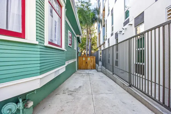 3853 8th Ave, San Diego, CA 92103