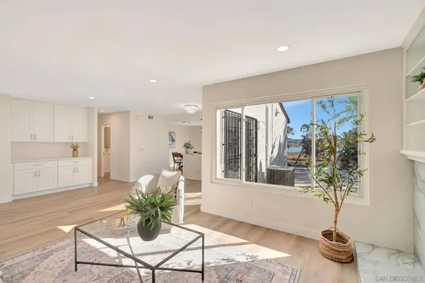 9421 Avenida Acero, Spring Valley, CA 91977