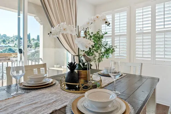 2328 Columba Gln, Escondido, CA 92025