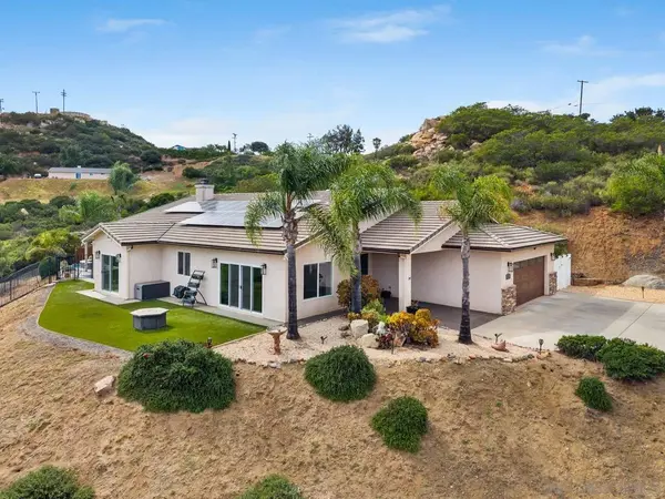 408 Alta Lane, El Cajon, CA 92021