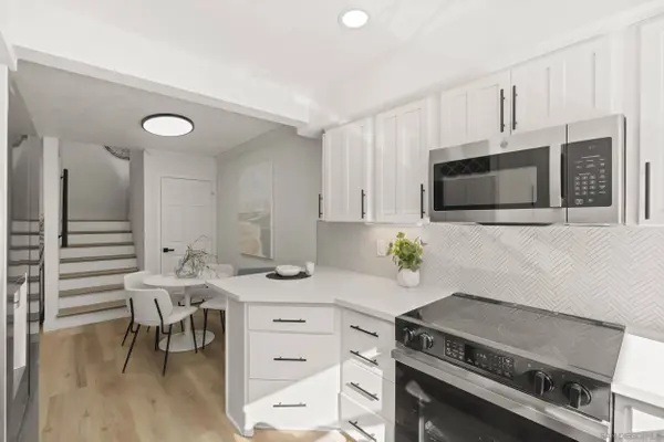 1160 Oliver Ave #B, San Diego, CA 92109