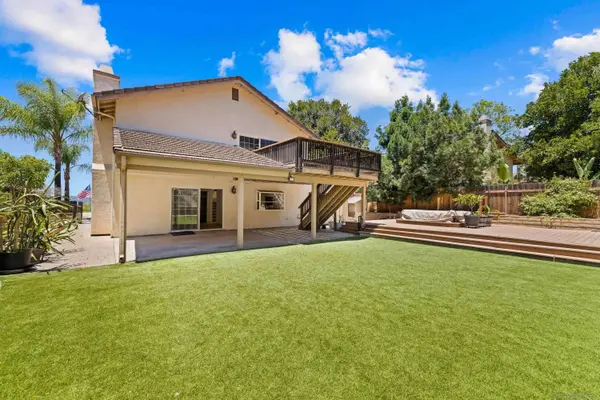 9193 Vista Entrada, Lakeside, CA 92040